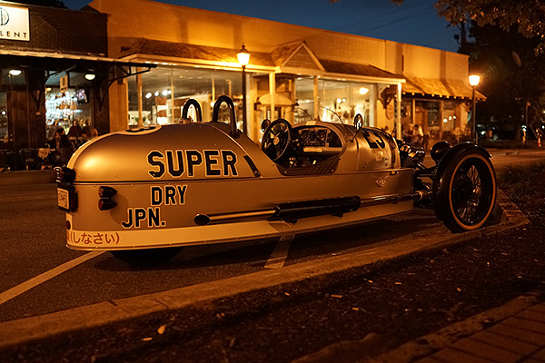Sony RX1R Review - night image from rx1
