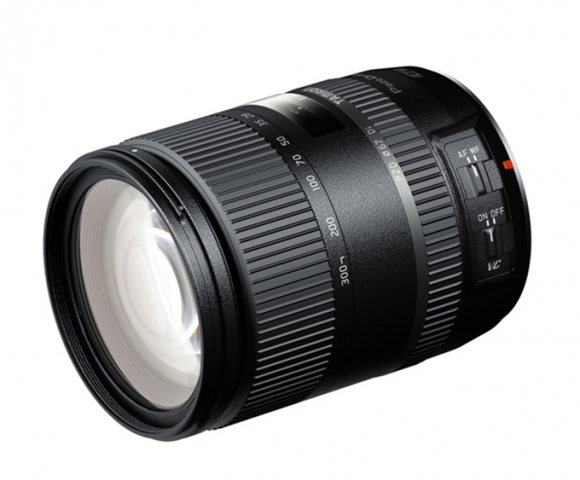 Transform your DSLR into a superzoom: Tamron announces 16-300mm