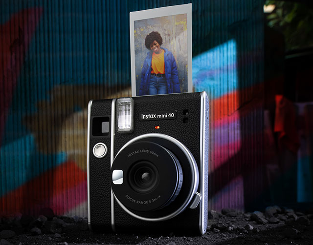 Fujifilm introduces Instax Mini 40 camera and Instax Mini Contact