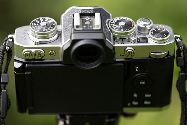 Nikon Z fc Review: Field Test -- Product Image
