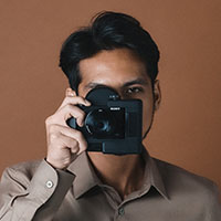 Sony launches retinal projection camera kit to aid photographers