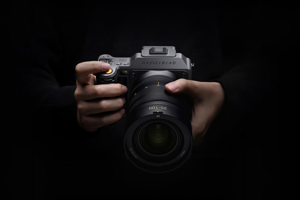 Hasselblad X2D II 100C Price, Preorder Details, and New 35-100mm