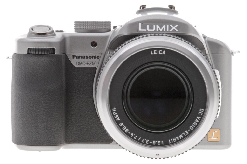 Panasonic - Panasonic DMC-FZ50デジタル一眼レフカメラ Amazon.com : Panasonic DMC-FZ50 10.1MP Digital Camera with
