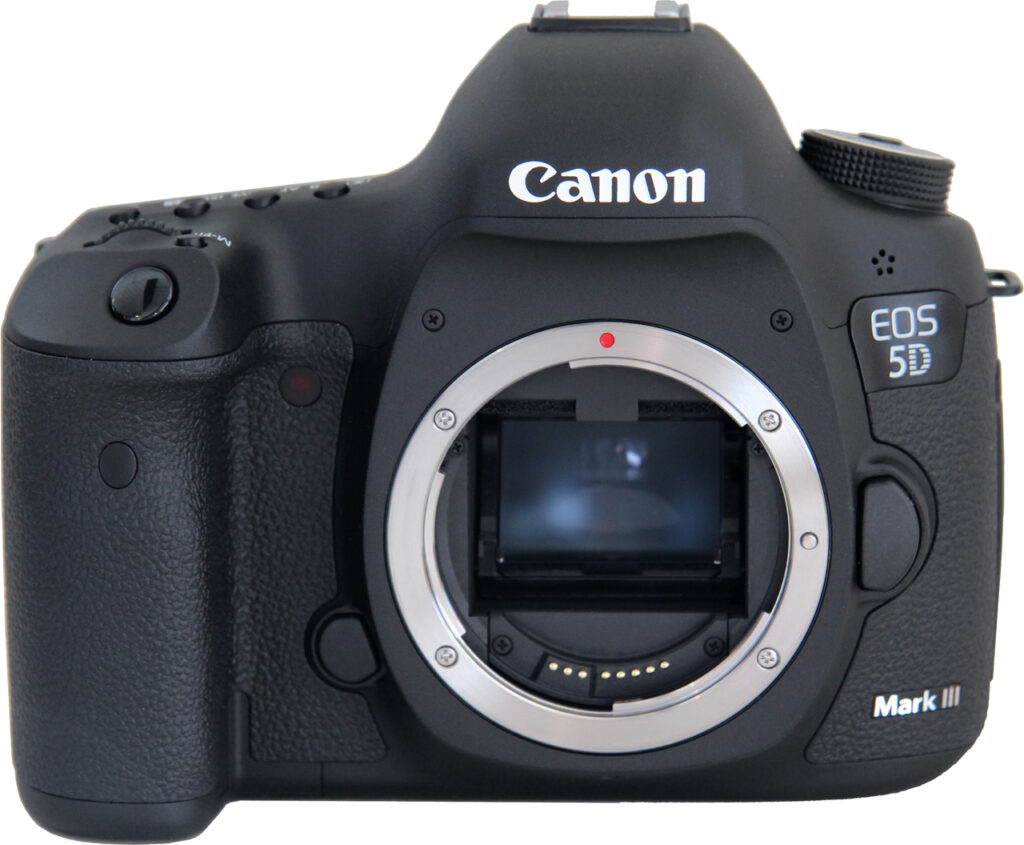 Canon EOS 5D Mark III+Canon EF35-80㎜ Amazon.com : Canon EOS 5D Mark III 22.3 MP Full Frame CMOS