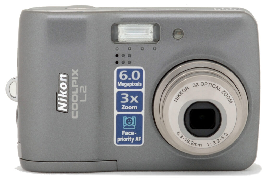 Nikon COOLPIX L2 デジタルカメラ Amazon.com : Nikon Coolpix L2 6MP Digital Camera with 3x