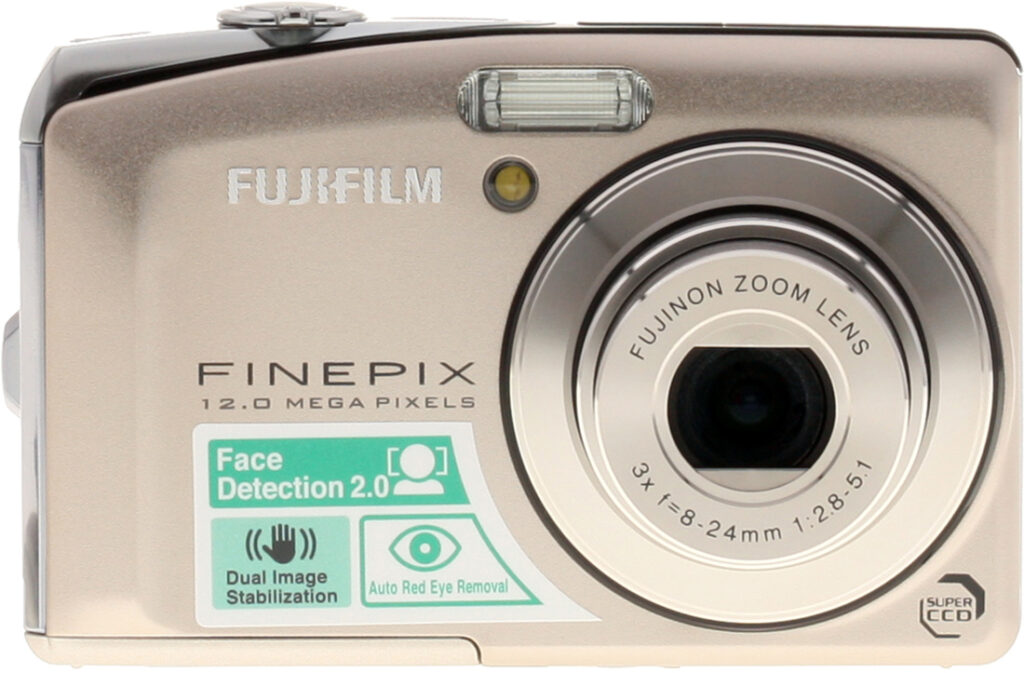 FinePix F50fd コンパクトデジタルカメラ【XDカード1GB付き】 Amazon | FUJIFILM デジタルカメラ FinePix(ファインピックス