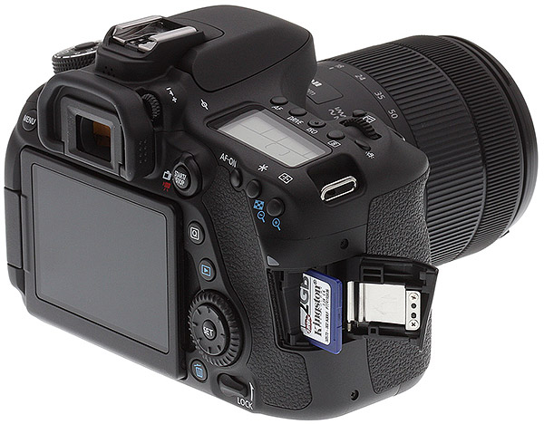 Canon80D本体 Canon EOS 80D DSLR Camera with 18-135mm Lens Deluxe Bundle
