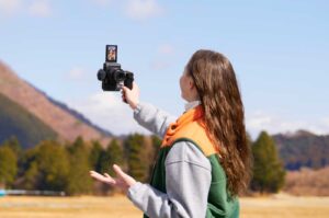 Best Budget Mirrorless Cameras for YouTubers