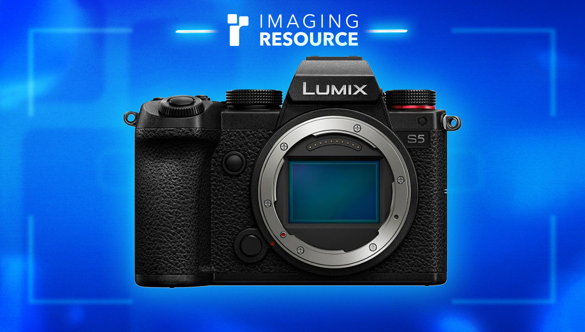 Stellar Panasonic LUMIX S5 Deal Crashes to $997.99 This Holiday