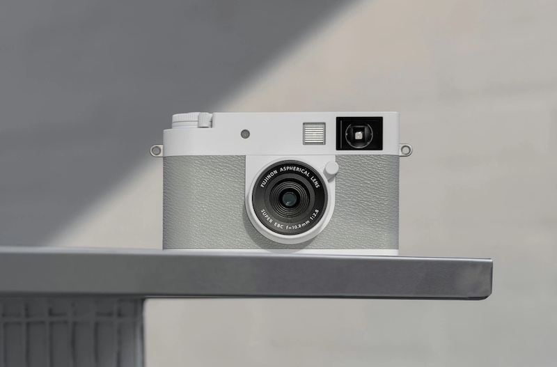 Fujifilm X-T5 Bundle Includes Free X Half Camera, New White