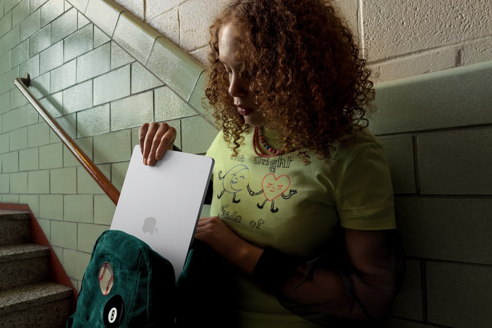 The MacBook Air M5 product image from Apple.