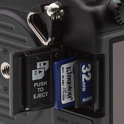 Pentax 645D Overview image 16
