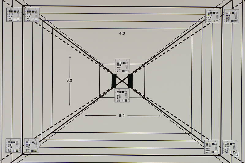 70mm, LCD