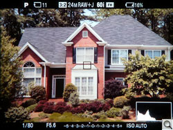 Histogram . The histogram option floats a live histogram display in the lower right corner. (Click