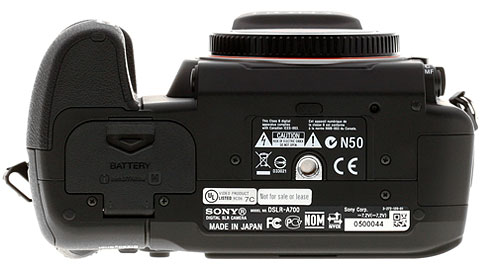 Sony Alpha DSLR-A700 Design image 6