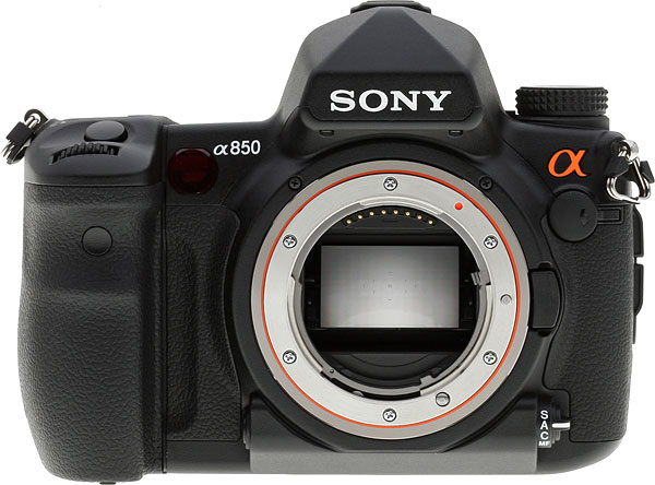 Sony Alpha DSLR-A850 Design image 1