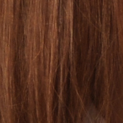 Subtle detail: Hair Minimal noise suppression here, with good strand detail in the shadows.