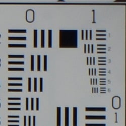 Tele: Hardly any softness in the corners (upper right).