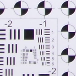 Tele: lower left C.A.: Low Softness: Sharp