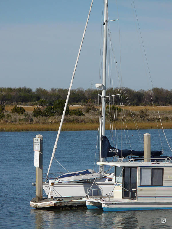 222mm (6x Optical Zoom)