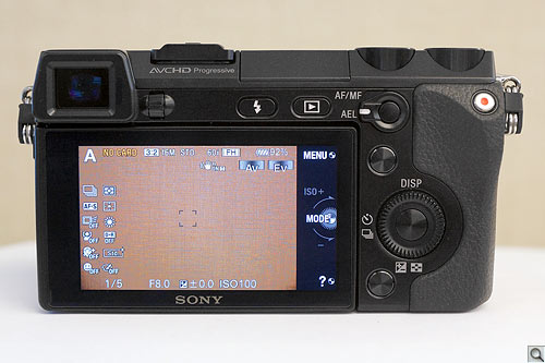 Sony Alpha NEX-7 Overview image 23