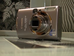 Canon PowerShot SD800 IS Overview image 5