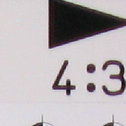 Tele: still present, but dim in coloration, top right @200%