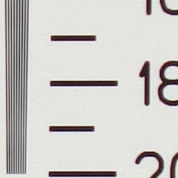 Strong detail to 2,000 lines horizontal