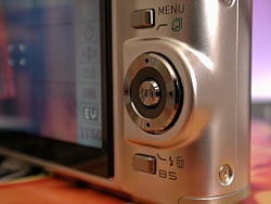 Casio EXILIM ZOOM EX-Z1000 Overview image 6