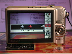Casio EXILIM ZOOM EX-Z1000 Overview image 5