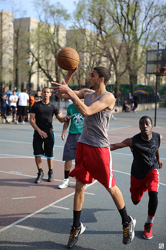 The Canon 6D does a nice job capturing action, but just don't expect the same results
