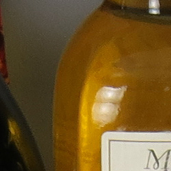 100% crop from Canon G3X test image taken at ISO 125