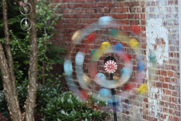 135mm (216mm eq.), 1/13 sec. @ f/7.1, ISO 100 Click thumbnail for JPEG, or here for