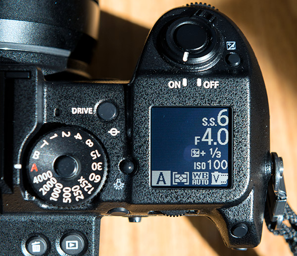 Fujifilm GFX Review: Field Test -- Product Image Sub Display