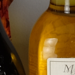 100% crop from Fujifilm X-T10 test image taken at ISO 200