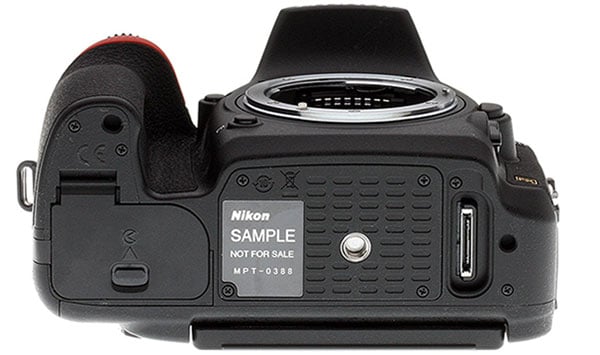 Nikon D750 Review -  D750 bottom view