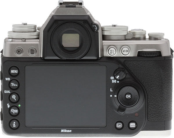 Nikon DF Review -- Back view