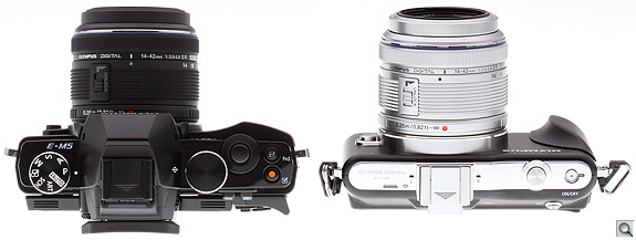 As mentioned earlier, the E-M5 tilts up a bit from the table thanks to the protruding