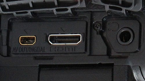 Panasonic GH3 review -- Connectivity