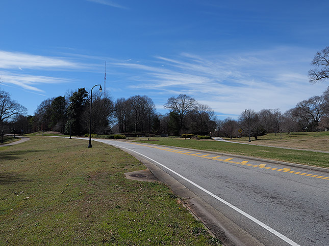 LEICA DG 12-60/F2.8-4.0: 12mm, F7.1, 1/400s, ISO 100 (Shot on a camera using pre-production firmware.)