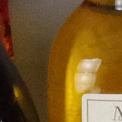 100% crop from Pentax K-S2 test image taken at ISO 3200