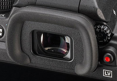 Pentax K-3 Review -- Viewfinder with diopter correction dial