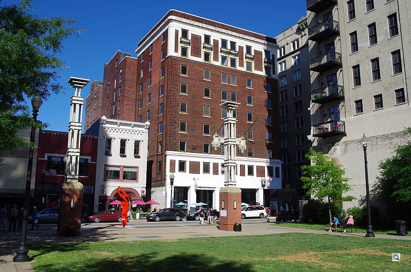 Click to see YIMGP0109.JPG