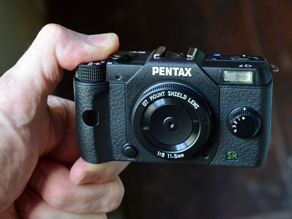 デジタルカメラ PENTAX Q7 Pentax Q7 Review: Lab Tests & Sample Images - Imaging Resource