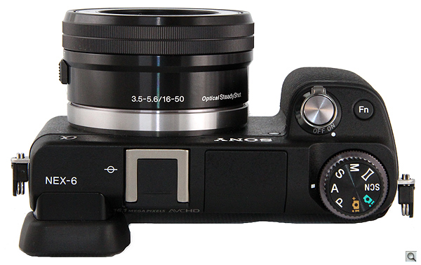 Sony Alpha NEX-6 Overview image 17
