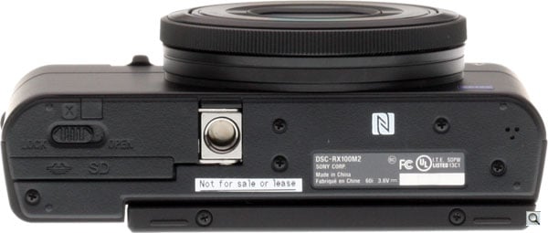 Sony RX100 II review -- bottom view