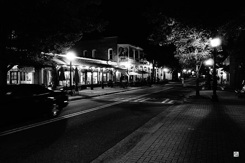 High Contrast Mono